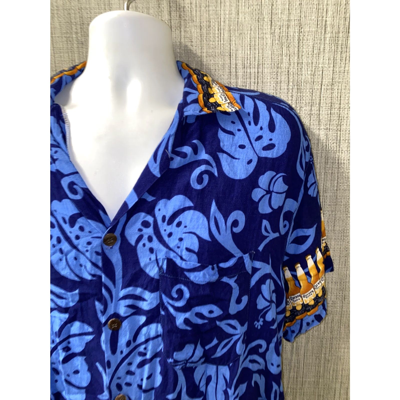 ALOHAS Corona Extra Mens Blue Beer Print Aloha Hawaiian Shirt 2XL Blue Hawaiian Aloha Shirts Mens Size US XXL / EU 58 / 5 - 2 Thumbnail