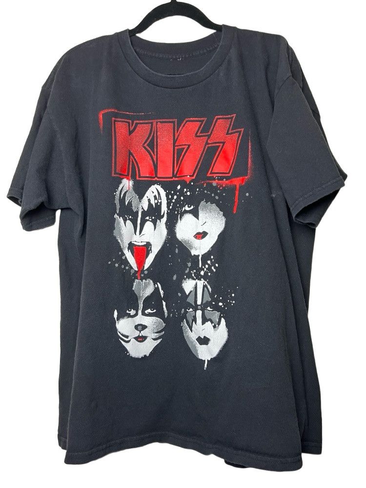 Band Tees Vintage KISS Band Logo Graphic T-Shirt Size US L / EU 52-54 / 3 - 1 Thumbnail
