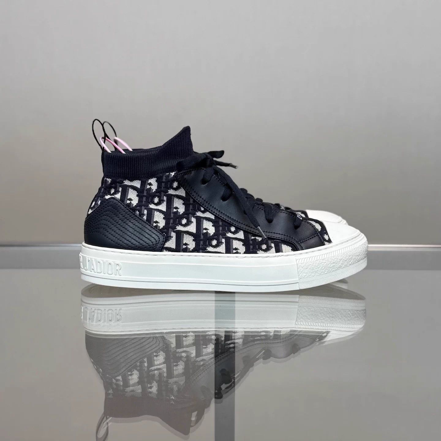 Dior DIOR Walk'n'Dior Platform Sneakers 38 99 Size US 7 / IT 37 - 3 Thumbnail