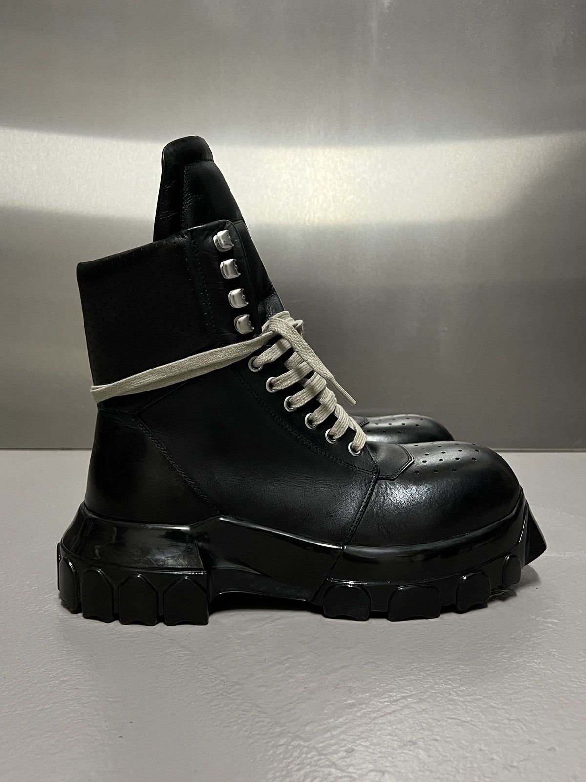 Rick Owens Black Tractor Dunk Boots | Grailed