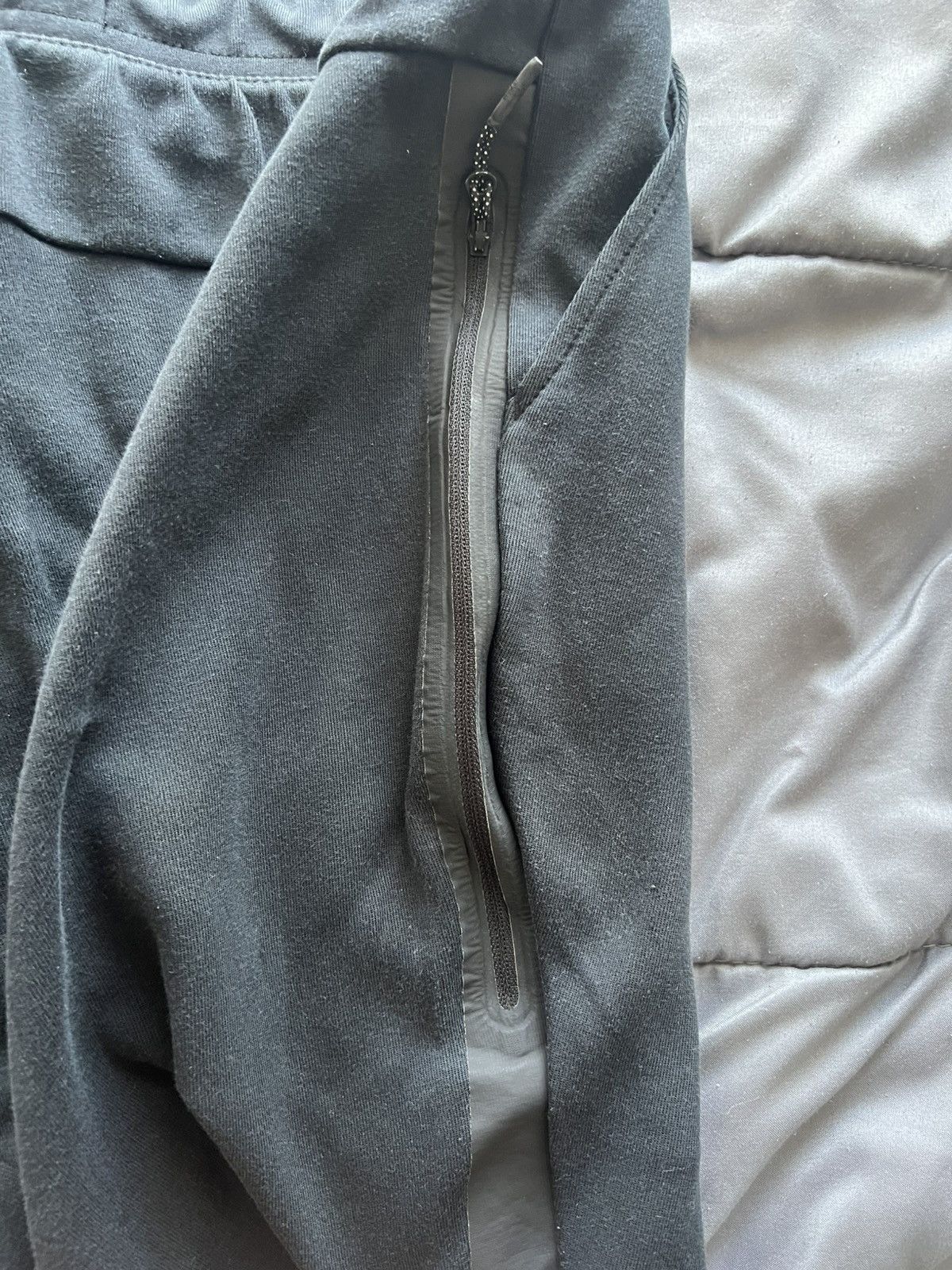 Nike Nike Tech Fleece Shorts Size US 35 - 3 Thumbnail