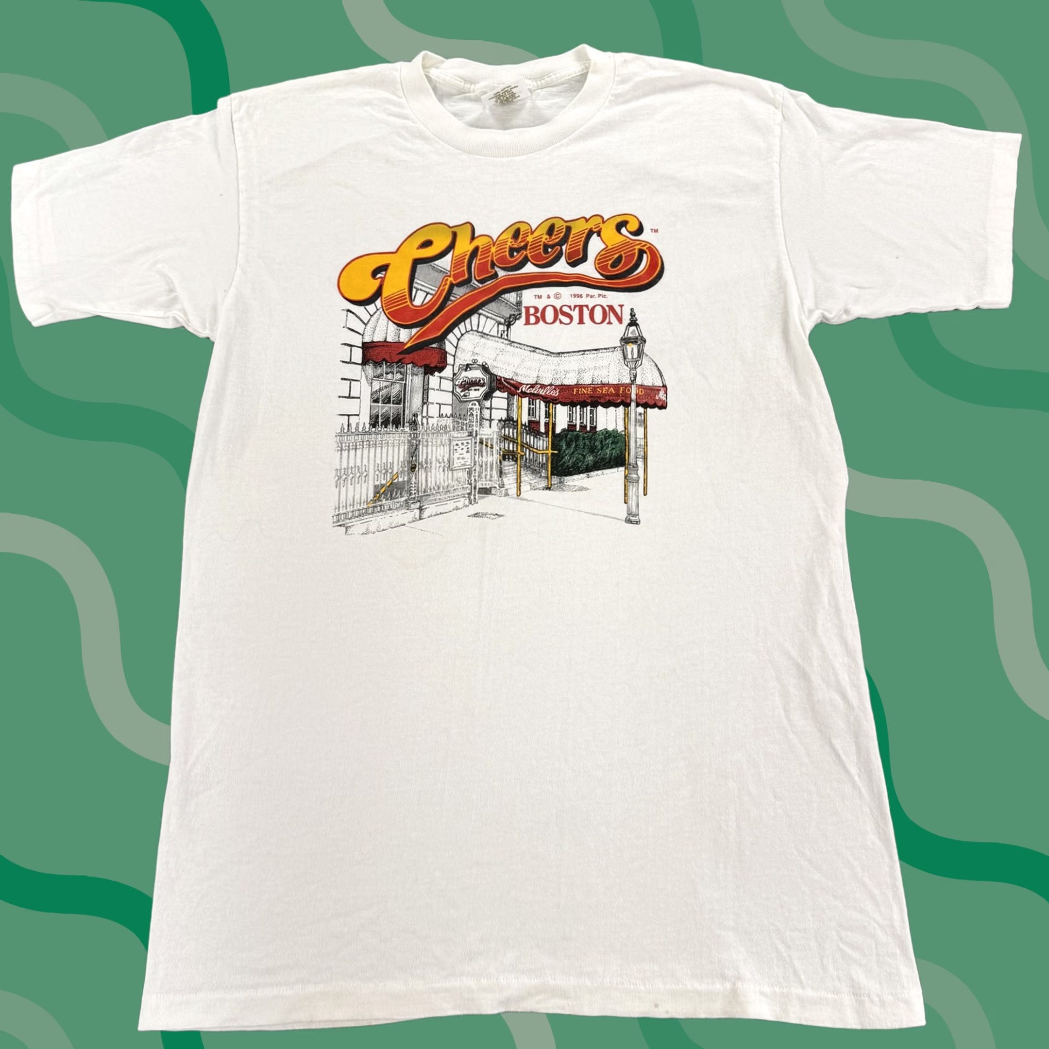 Vintage VINTAGE Cheers Shirt Mens Large White Graphic 90s TV Show Tennessee River Bar Boston Mens Size US L / EU 52-54 / 3 - 1 Thumbnail