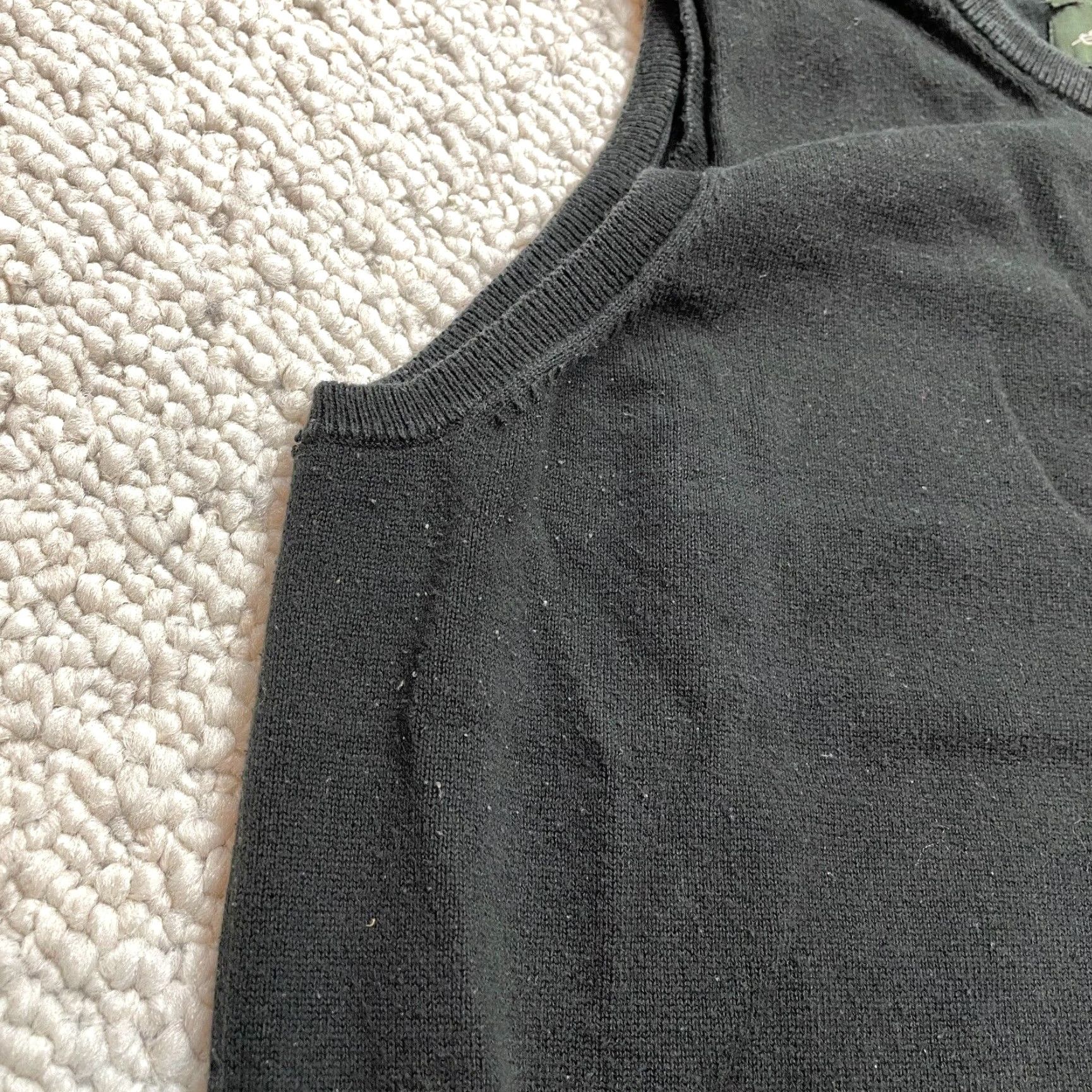 Eddie Bauer VINTAGE Eddie Bauer Sweater Vest Women’s Large Petite Black Sleeveless Stretch Pullover Size L / US 10 / IT 46 - 2 Thumbnail