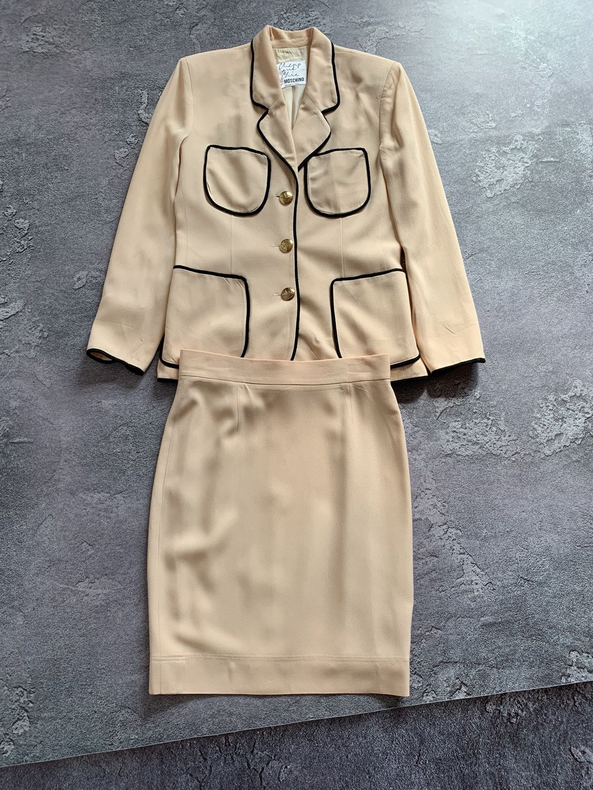 Designer × Moschino × Vintage VTG 1980’s Moschino Cheap & Chic Cream Suit Women’s 42 size Size L / US 10 / IT 46 - 1 Thumbnail