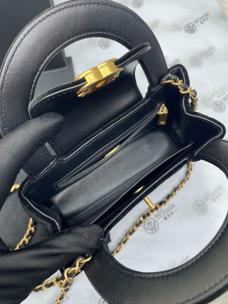 Chanel Chanel Velvet Black Gold Chain Bag -2505 Size ONE SIZE - 6 Thumbnail