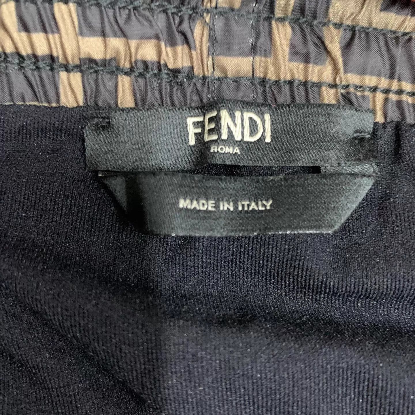 Fendi Fendi Brown FF Monogram All Over Print Shorts 50 (95 New) Size 36" / US 14 / IT 50 - 6 Thumbnail