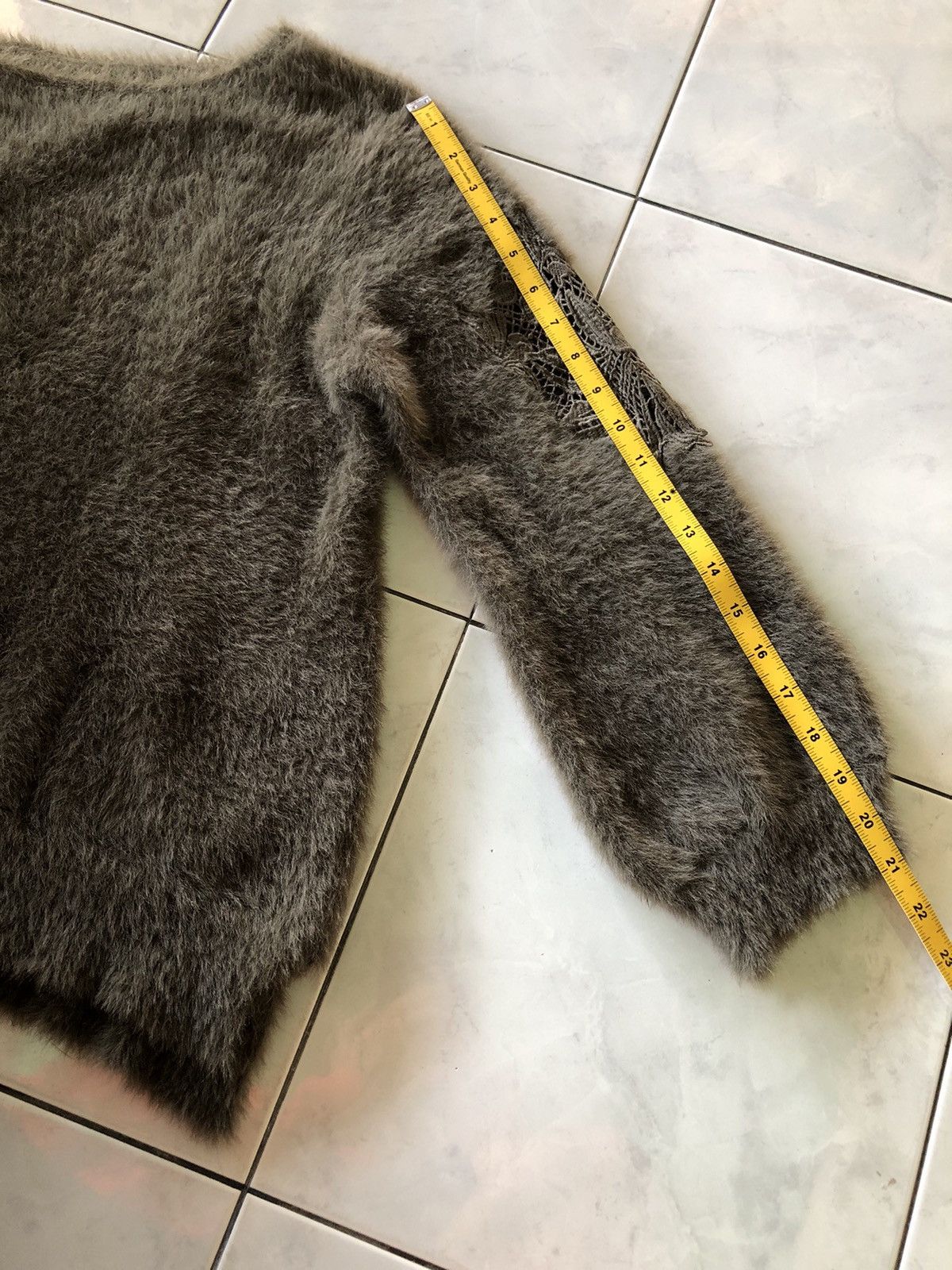 Japanese Brand Real Cube Japanese Brand Mohair Fur Embroidery Flowers Size M / US 6-8 / IT 42-44 - 20 Thumbnail