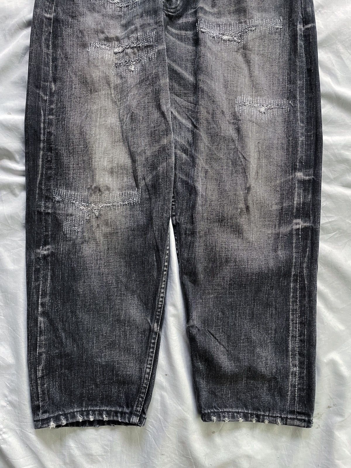 Madness MADNESS DISTRESSED BAGGY DENIM PANTS SELVEDGE Size US 34 / EU 50 - 5 Thumbnail