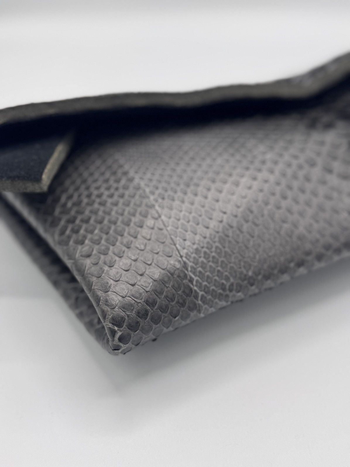Maison Margiela RARE Maison Margiela 11 Real Python Effect Clutch Size ONE SIZE - 8 Thumbnail