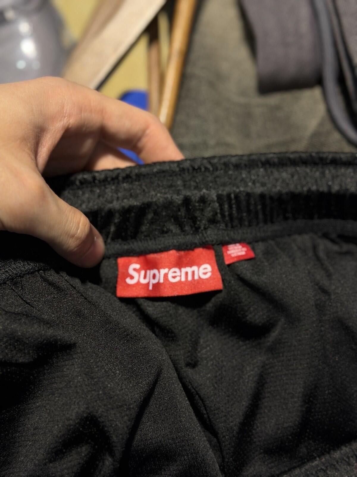Supreme Supreme Small Box Baggy Mesh Shorts Size Large Authentic Size US 34 / EU 50 - 9 Thumbnail