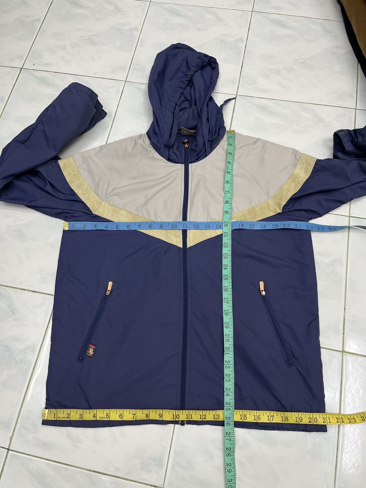 Nike 🔥🔥🔥STEALS NIKE HIDDEN HOODIE LIGHT JACKET Size US M / EU 48-50 / 2 - 20 Thumbnail