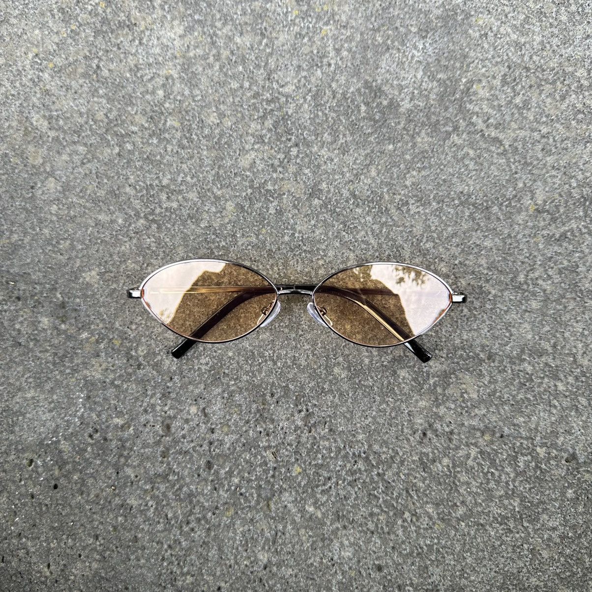 Other Y2K Unisex Sunglasses Retro Fashion Shades KLS3757-05 Size ONE SIZE - 1 Thumbnail