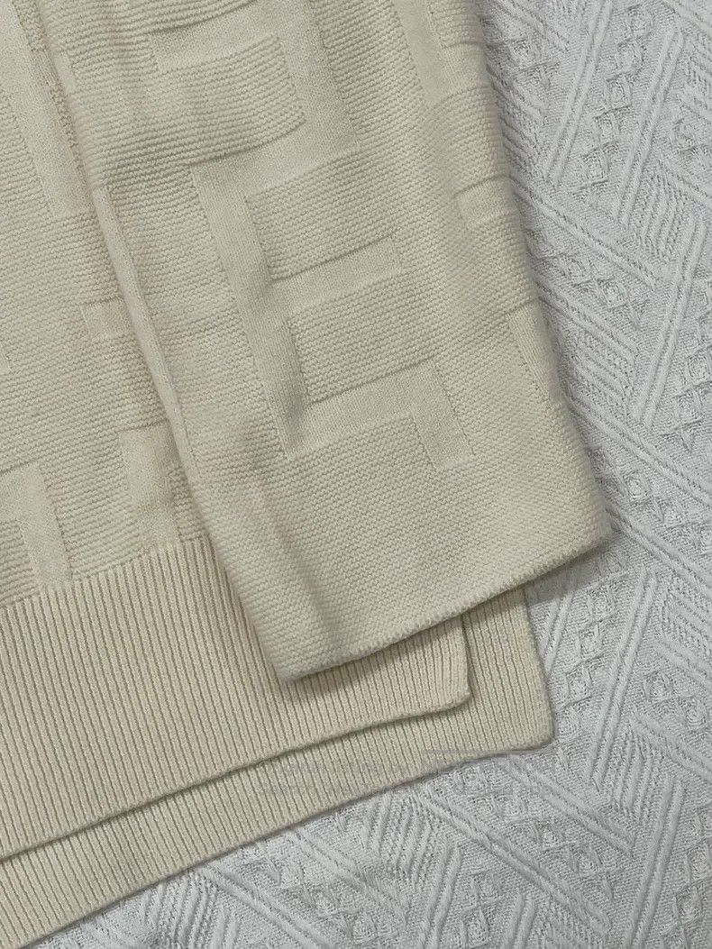 Hermes Hermes Beige Yellow Cashmere Short Overcoat Size XS / US 0-2 / IT 36-38 - 2 Thumbnail