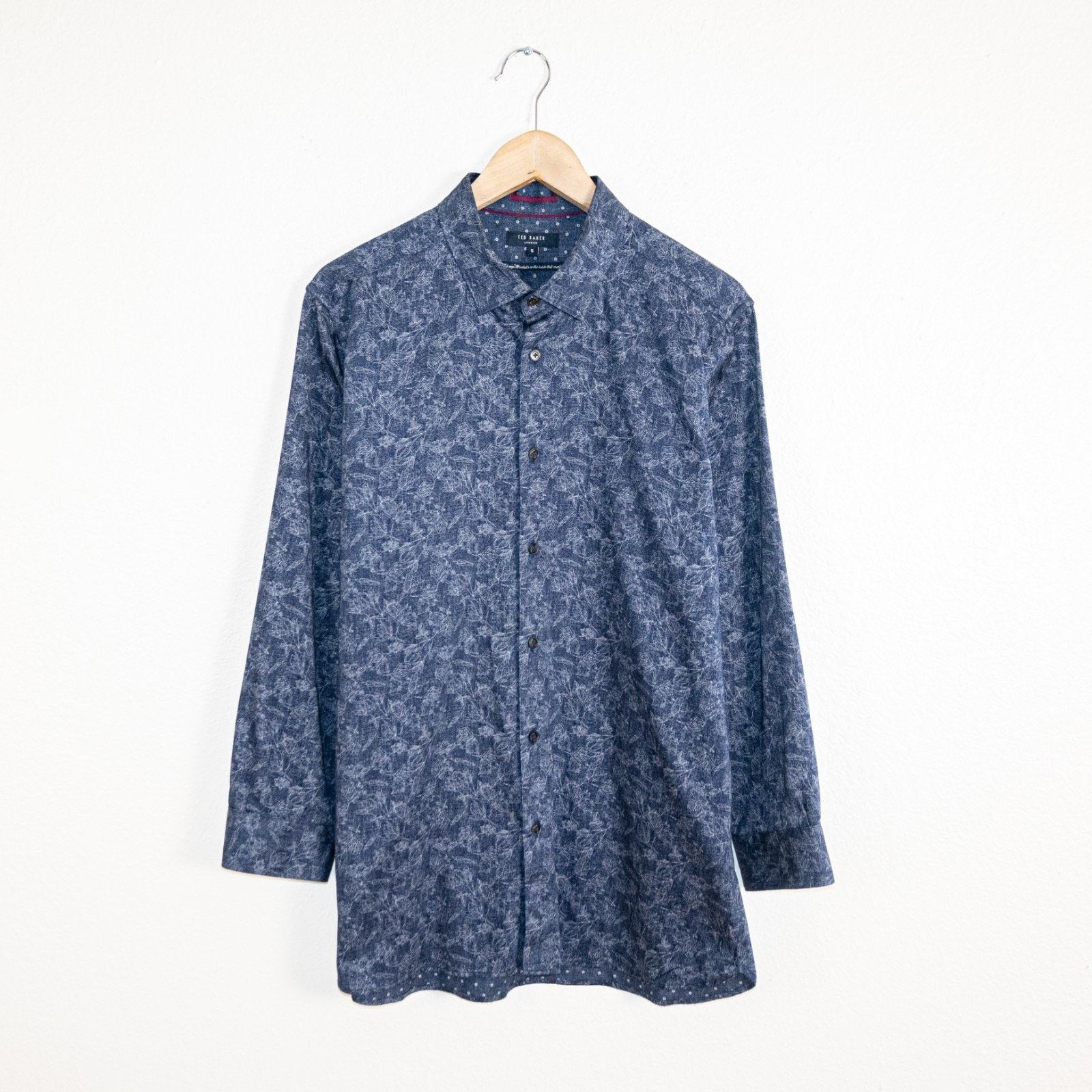 Ted Baker Ted Baker Blue Floral Button up Shirt size 5 Long Sleeve Size US XL / EU 56 / 4 - 1 Thumbnail