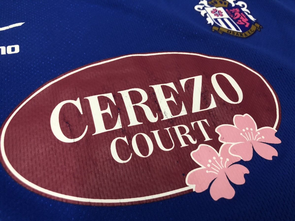 Japanese Brand × Mizuno Osaka cerezo 2000s player issued training shirt Size US M / EU 48-50 / 2 - 4 Thumbnail