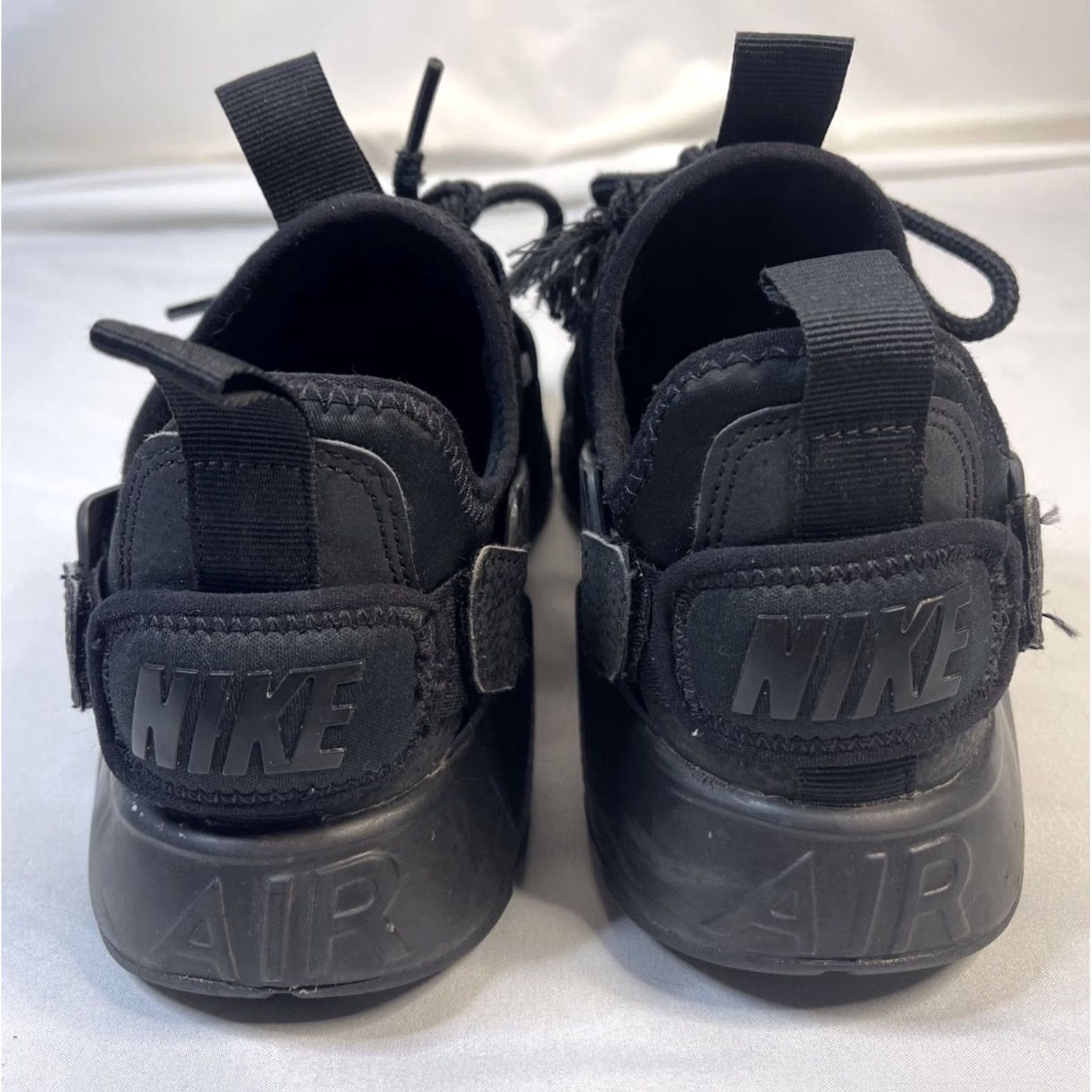 Nike Nike Air Women’s Huarache City Low Top Triple Black AH6804-003 Shoes 6.5 US Women’s Sneaker Athletic Casual Workwear Size M / US 6-8 / IT 42-44 - 6 Thumbnail