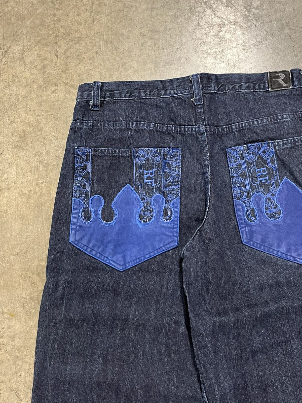 Southpole × Vintage Y2K jorts baggy fit embroidered southpole Jnco skater hype Size US 34 / EU 50 - 5 Thumbnail