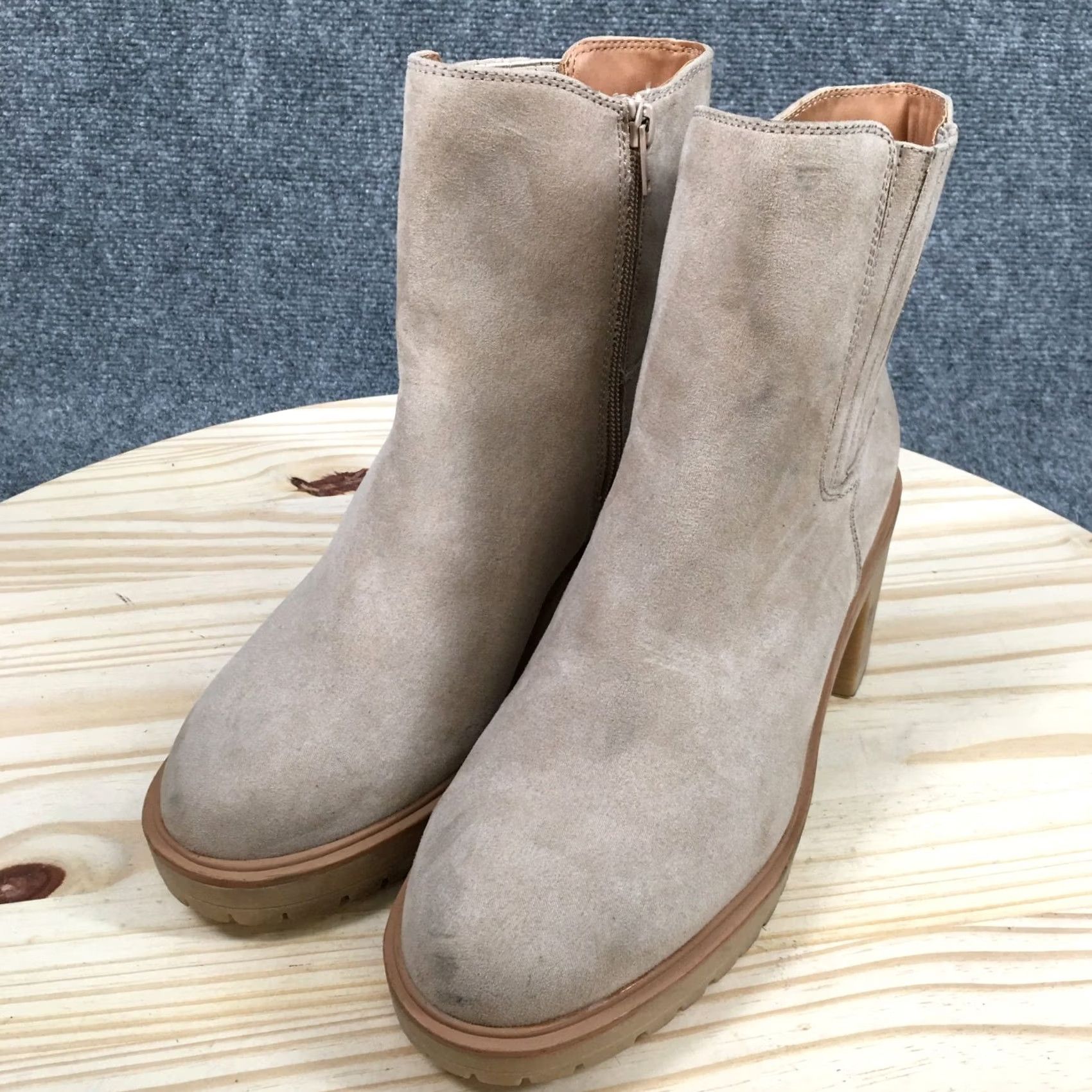 Vintage Universal Thread Katrina Booties Womens 8.5 Brown Boots Katrina Platform Heels Ankle Booties Women Brown Platform Heel Bootie Square Toe? Size US 9 / IT 39 - 3 Thumbnail
