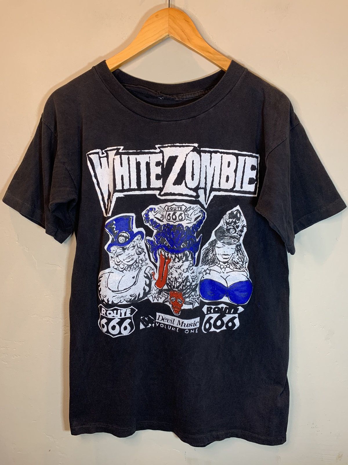 Band Tees *RARE* Vintage White Zombie Devil Music Single Stitch Shirt Size US M / EU 48-50 / 2 - 1 Thumbnail