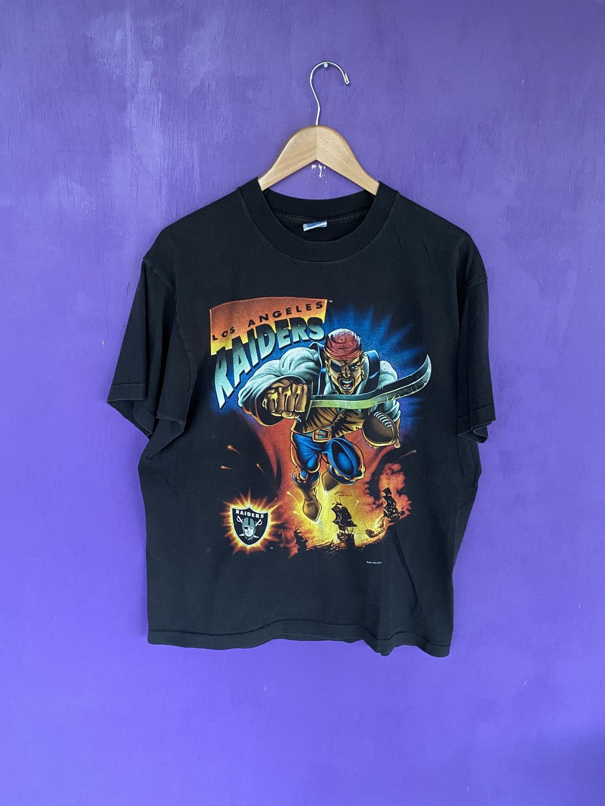 Salem Sportswear Vintage 1994 Salem Los Angeles raiders superhero t-shirt Size US L / EU 52-54 / 3 - 1 Thumbnail