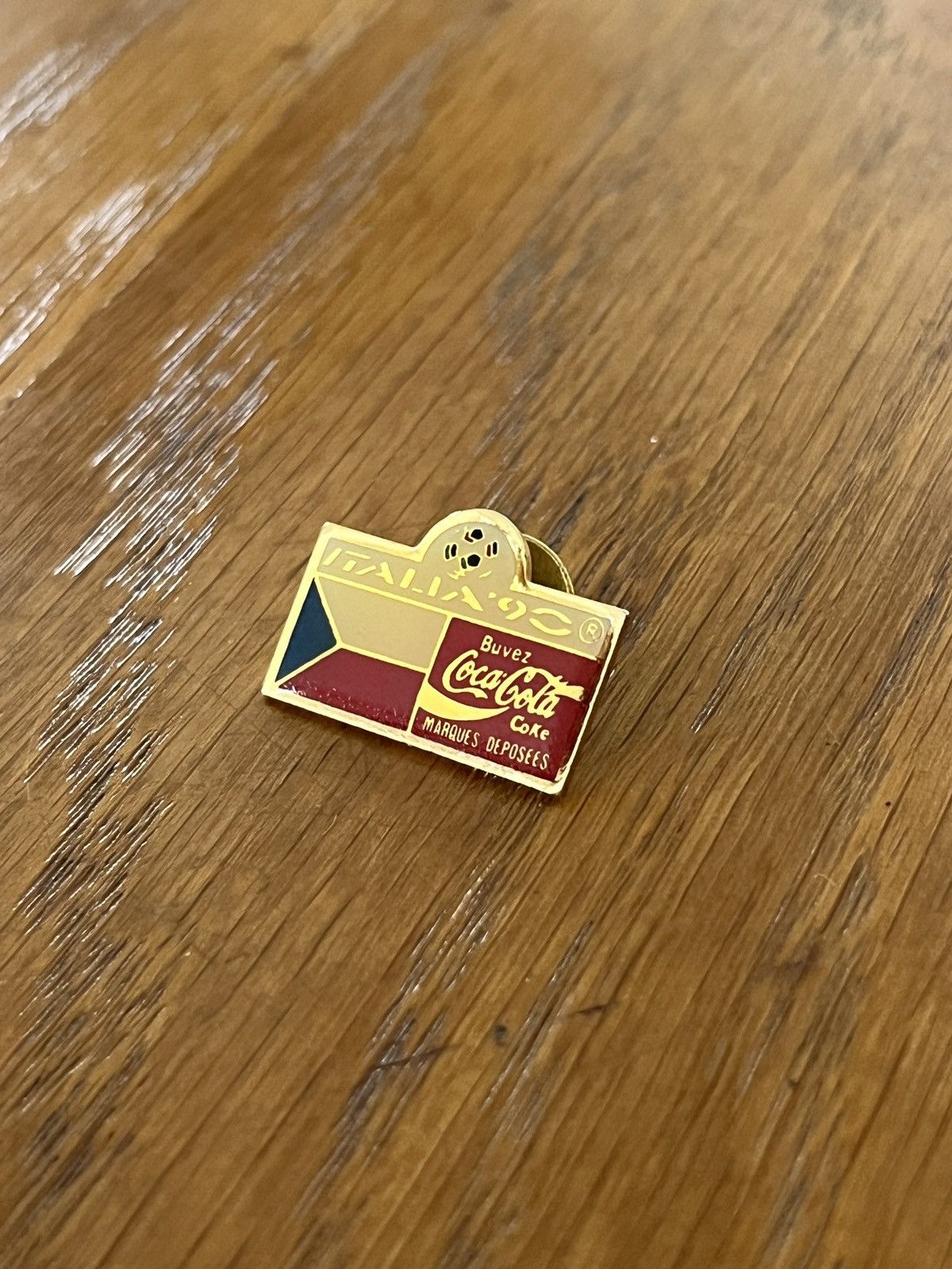 Vintage Italia 90 World Cup vintage pin : Czech Republic Size ONE SIZE - 3 Thumbnail