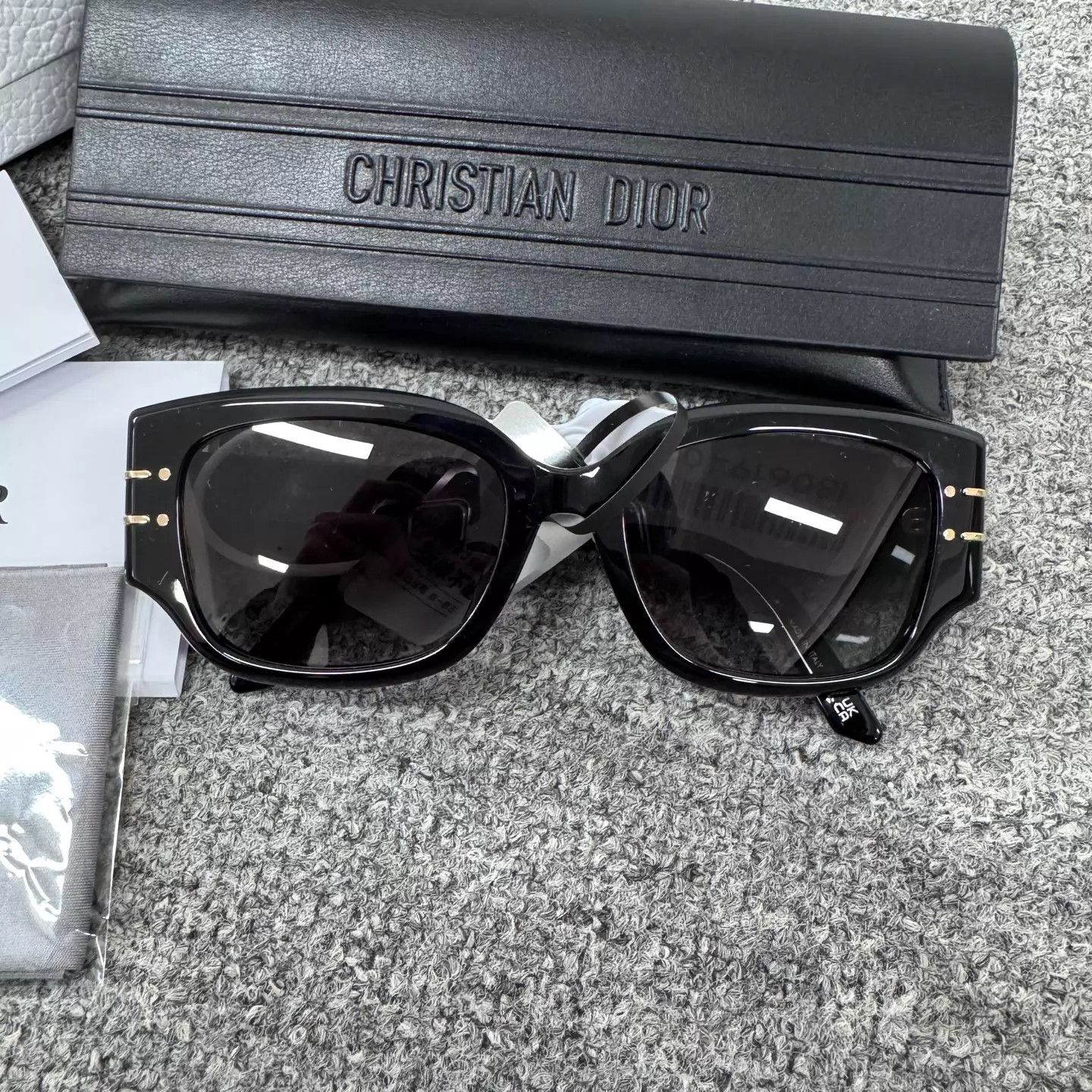 Dior Dior temple logo black frame 99 new boxed sunglasses Size ONE SIZE - 2 Thumbnail
