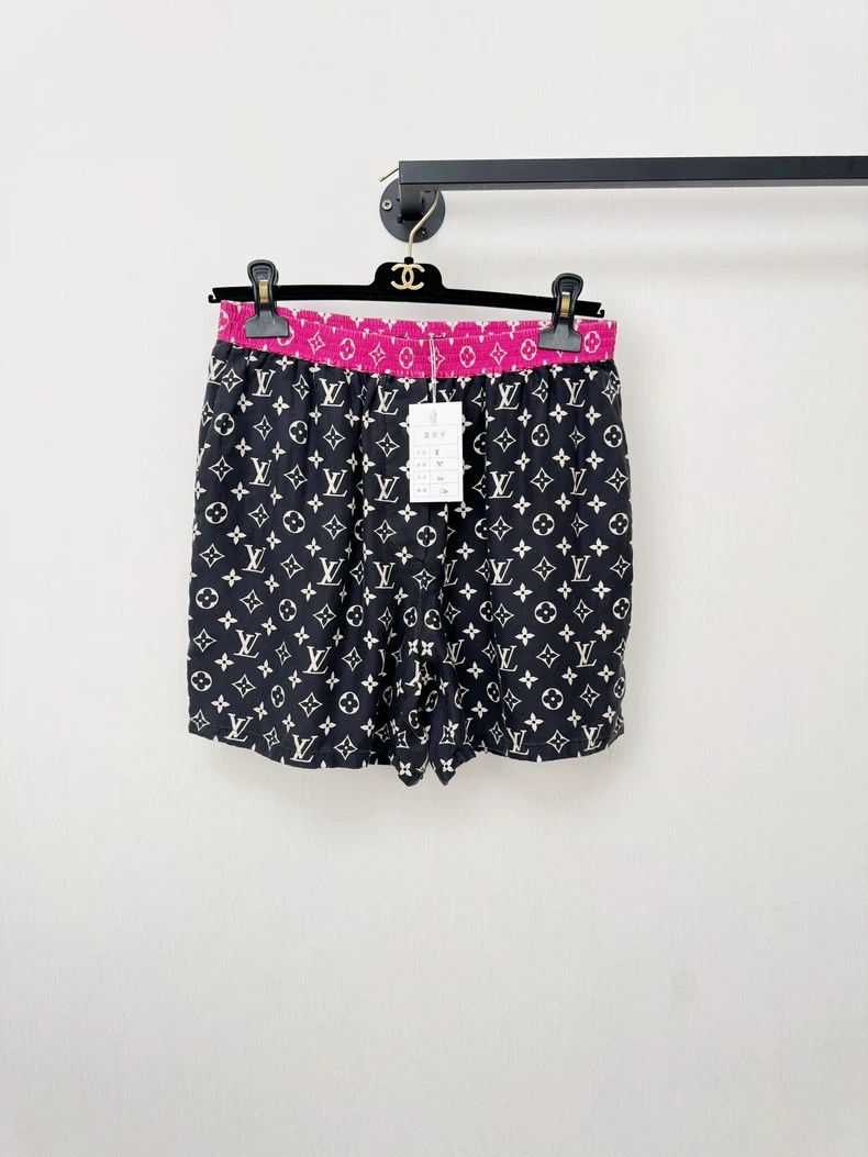 Louis Vuitton Louis Vuitton Silk Monogram Shorts - dmc Size US 38 / EU 54 - 1 Thumbnail