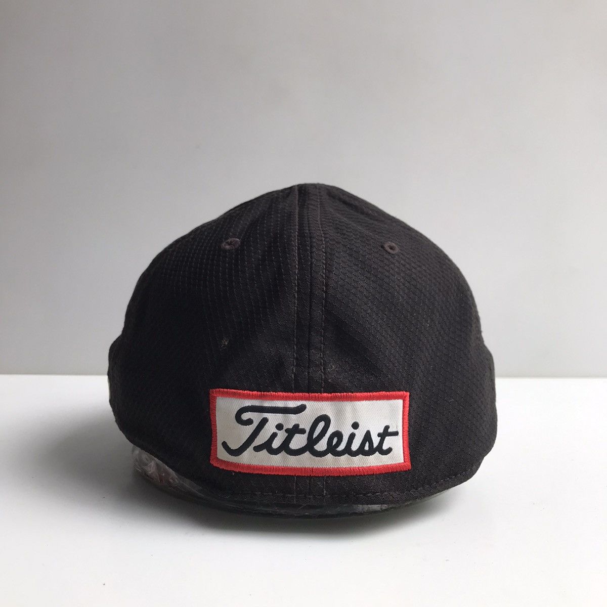 Titleist Titleist Golf Black Cap Pro V1 Velcro back adjusted Size ONE SIZE - 5 Thumbnail