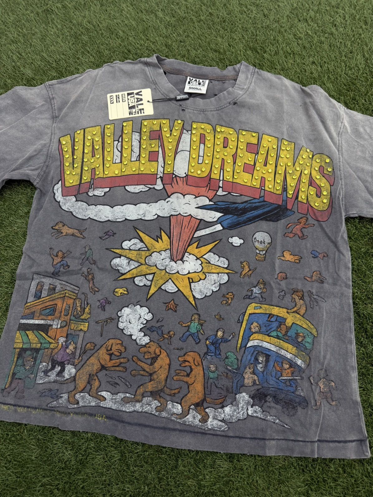 Vale Valley Dreams Chaos Bling Tee Size Small (NEW) Size US S / EU 44-46 / 1 - 1 Thumbnail