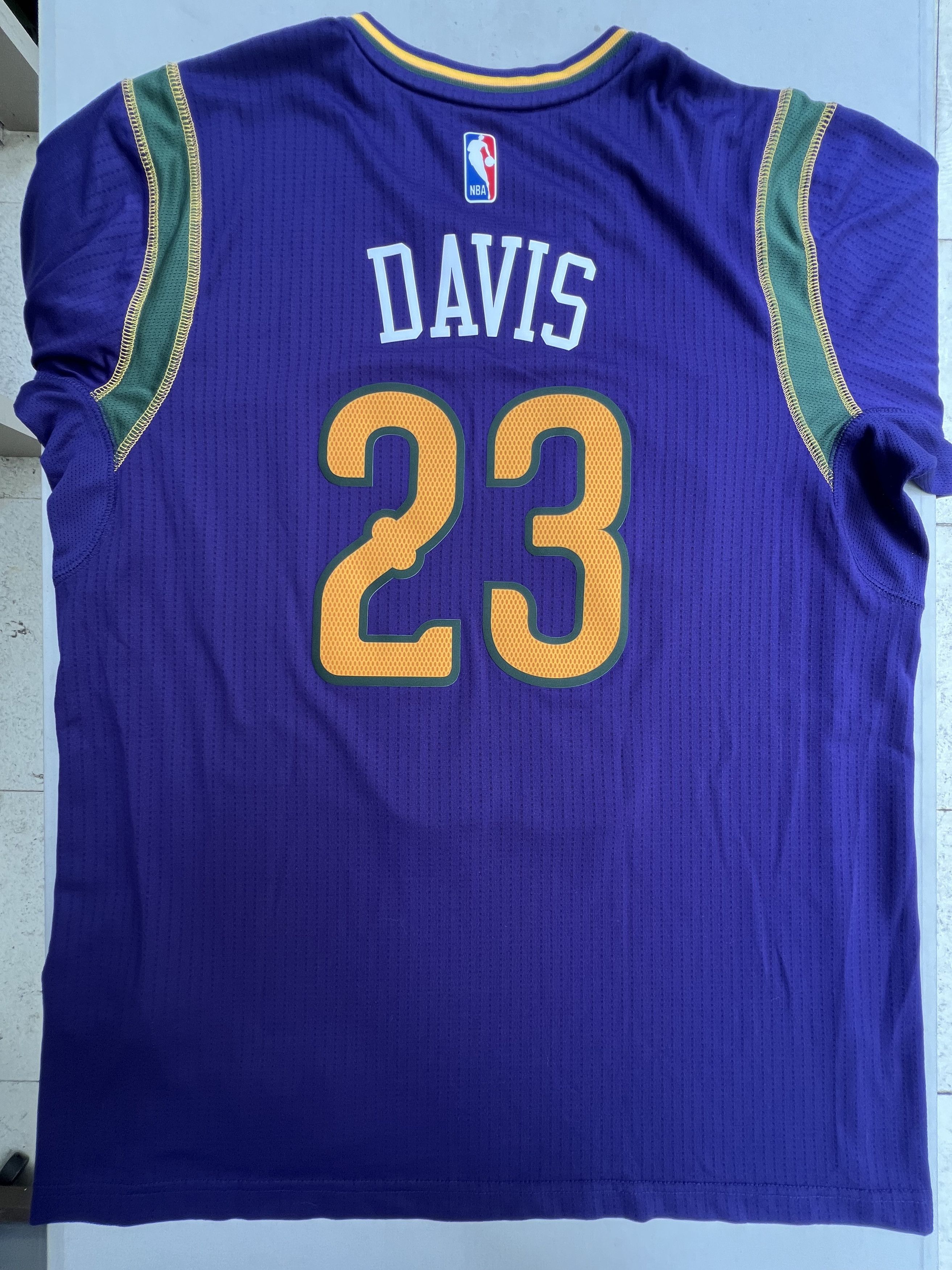 Anthony Davis Pelicans Purple Pride Mardi Gras Jersey