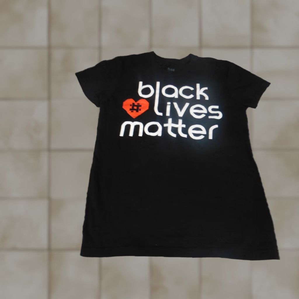 Vintage Black Lives Matter Womens Shirt L Black Short Sleeve Round Neck Casual Basic Blouse 100% Cotton Lightweight Womens Size L / US 10 / IT 46 - 1 Thumbnail