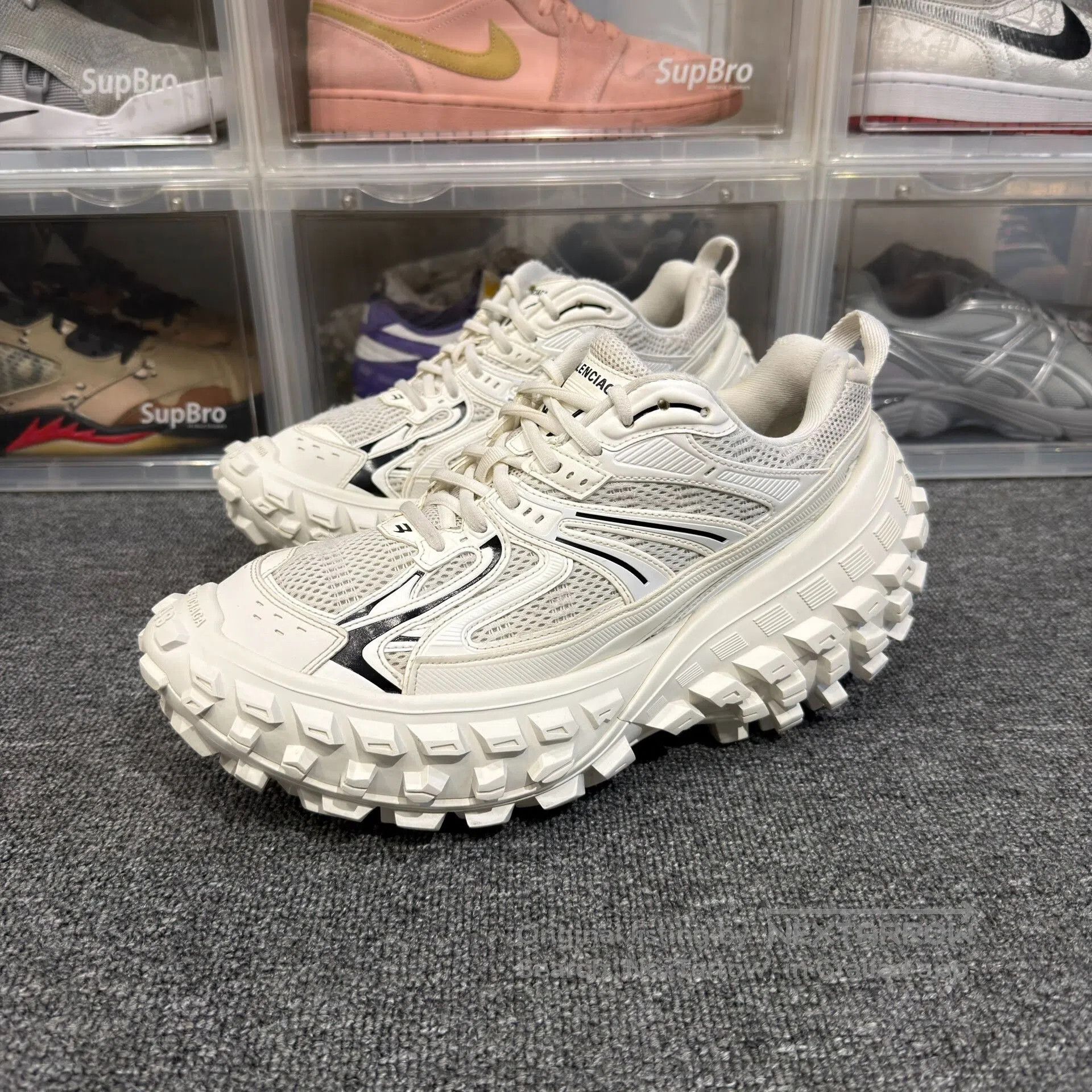 Balenciaga Balenciaga Tire Shoes Black White Size 43. Size US 10 / EU 43 - 1 Thumbnail