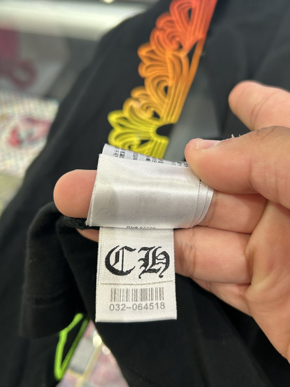 Chrome Hearts Chrome hearts gradient long sleeve 1/1 factory flawed Size US L / EU 52-54 / 3 - 13 Thumbnail