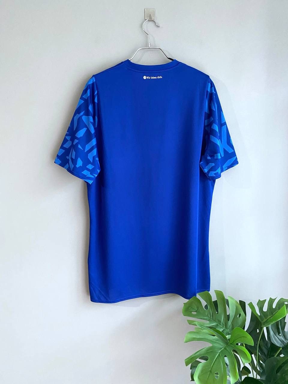 Umbro Umbro FC Schalke 04 2019/2020 Home Soccer Jersey, Size XL Size US XL / EU 56 / 4 - 9 Thumbnail