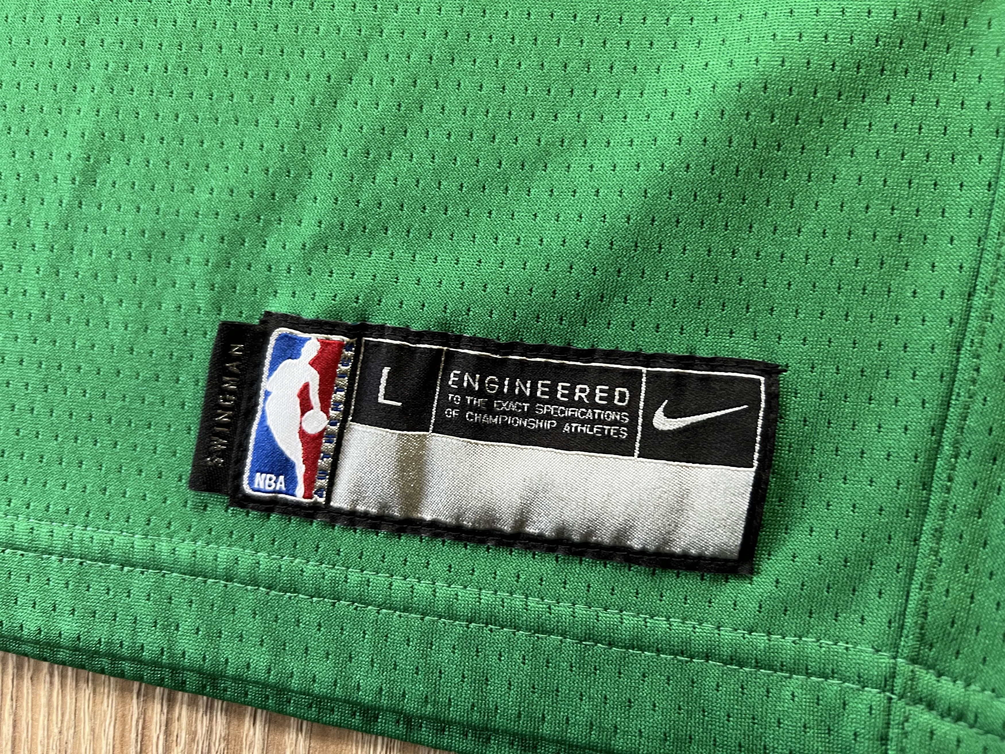 NBA × Nike × Vintage Nike Vintage Boston Celtics Kyrie Irving #11 Jersey Size US L / EU 52-54 / 3 - 5 Thumbnail