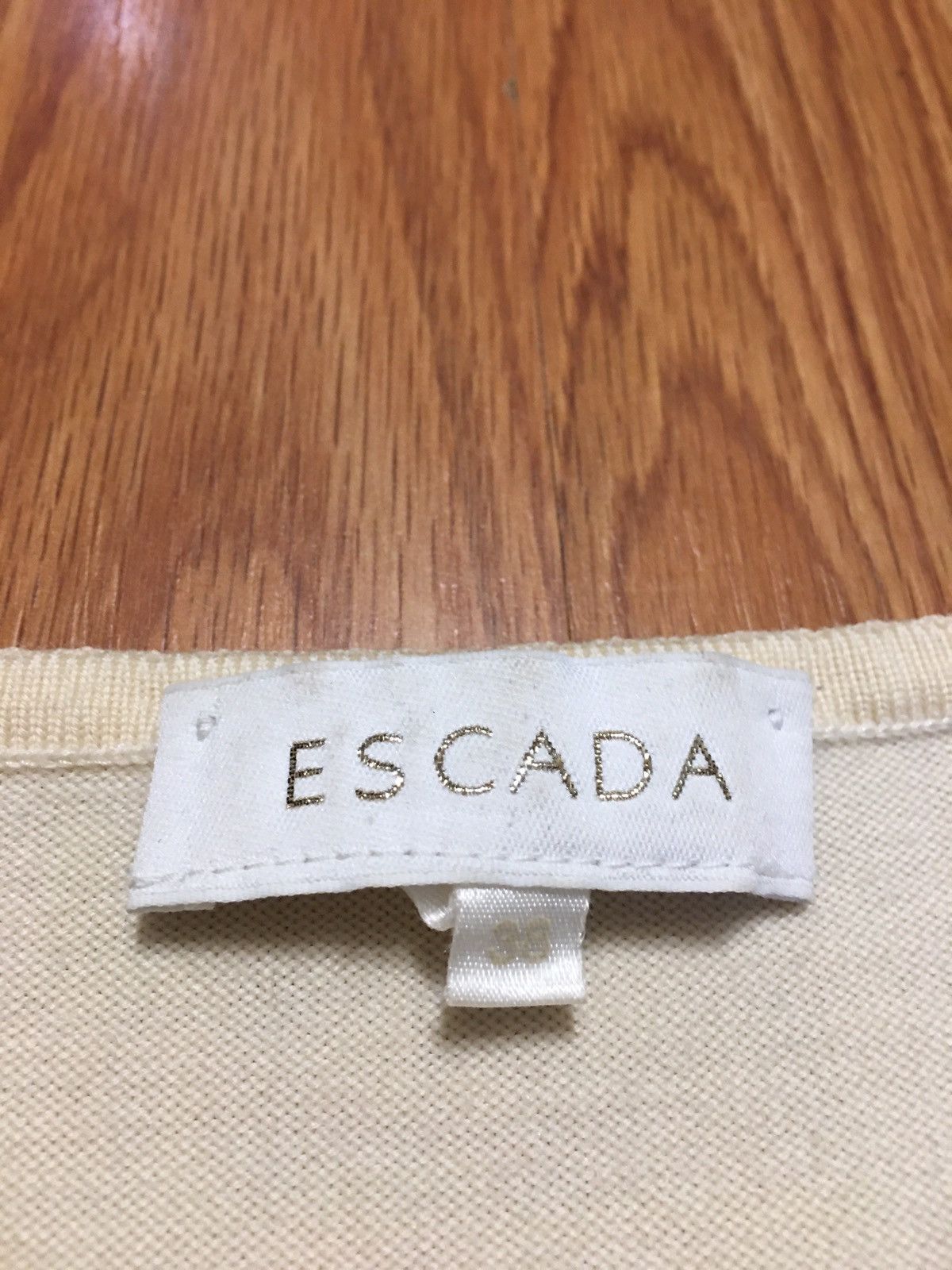 Escada ESCADA Beige Pure Wool Sleeveless Knit Top Size EU 38 Size S / US 4 / IT 40 - 9 Thumbnail