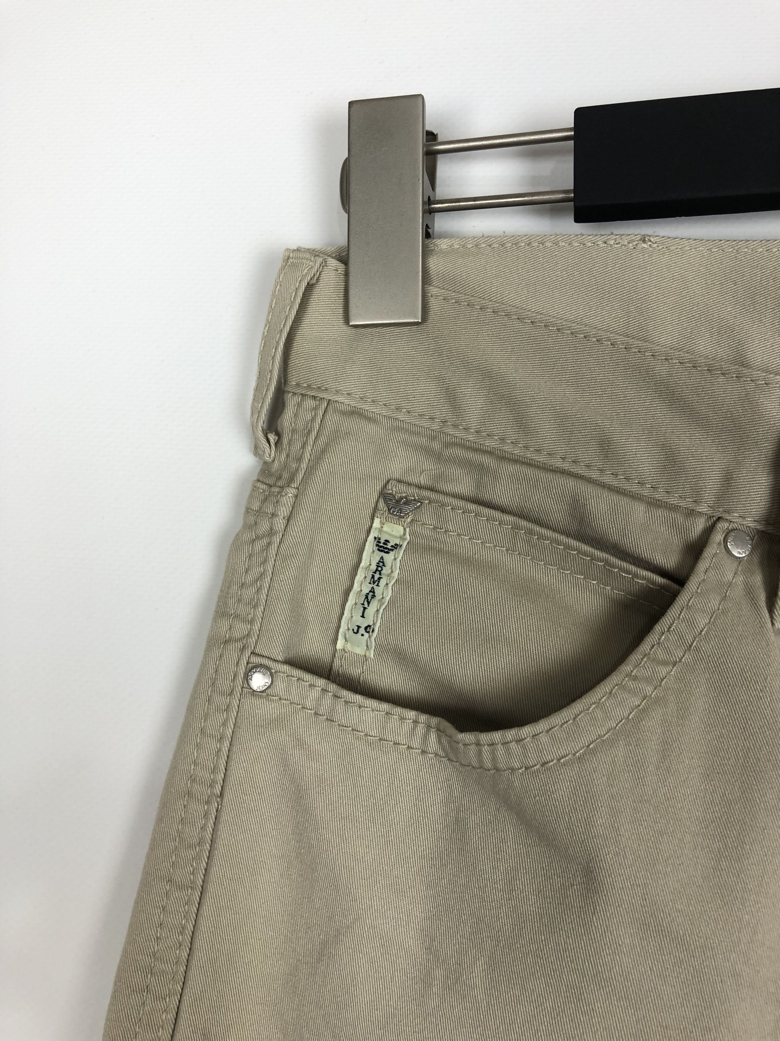 Armani Armani Jeans Chino Pants Back Logo Beige size 30x29 Size US 30 / EU 46 - 6 Thumbnail