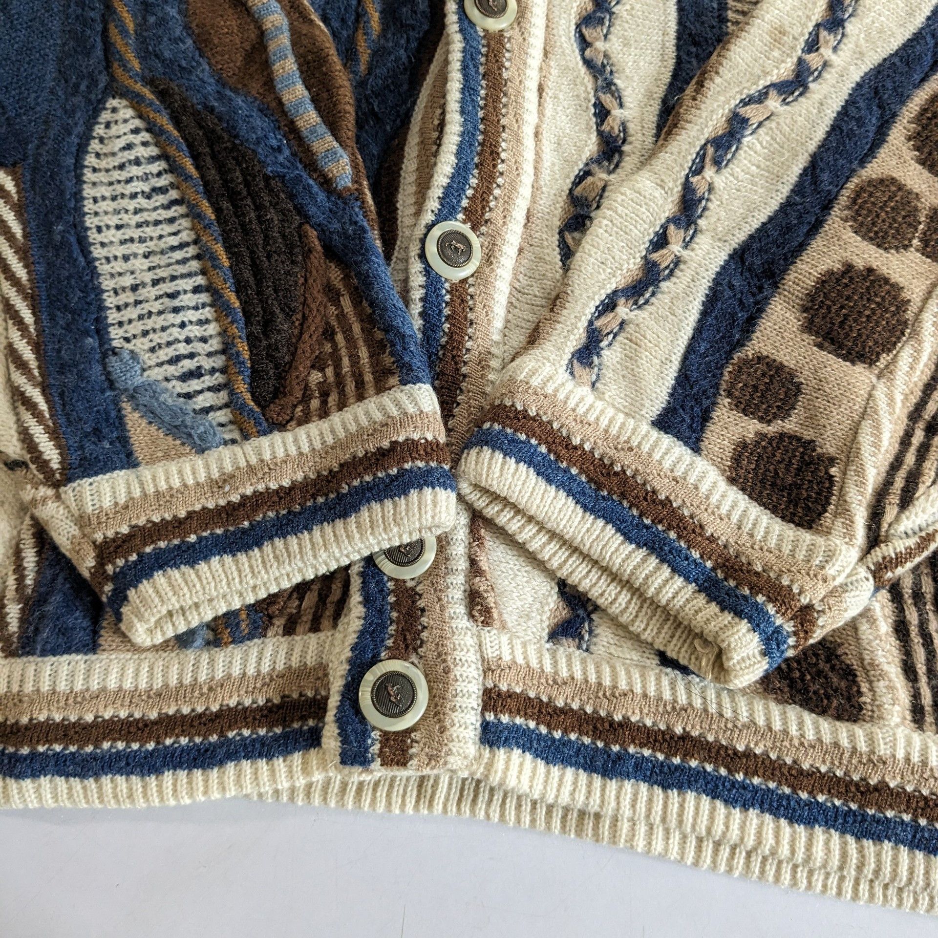 Other Vintage 90's coogi style 3D knit cardigan by Old Country Size US L / EU 52-54 / 3 - 5 Thumbnail