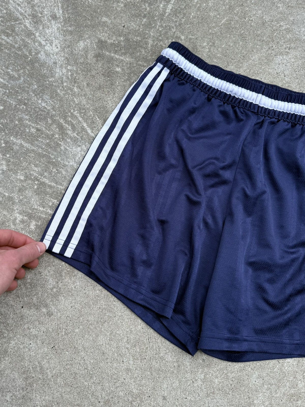 Adidas Vintage Adidas Y2K avantgarde streetwear track shorts Size US 32 / EU 48 - 5 Thumbnail
