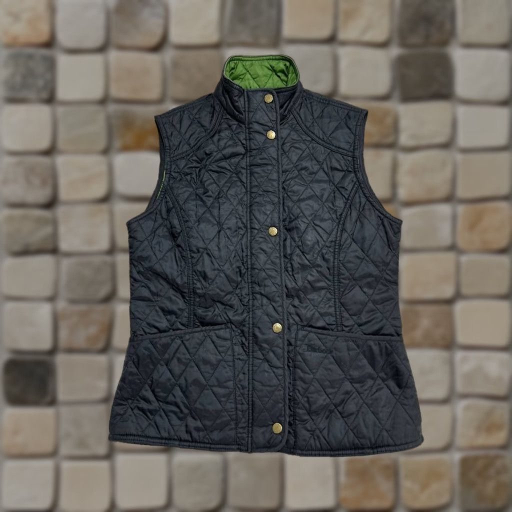 Barbour Barbour Vest Womens 6 Black Diamond Quilted Insulated Liddesdale Gilet Short Sleeveless Zip Snap Barbour Size M / US 6-8 / IT 42-44 - 1 Thumbnail