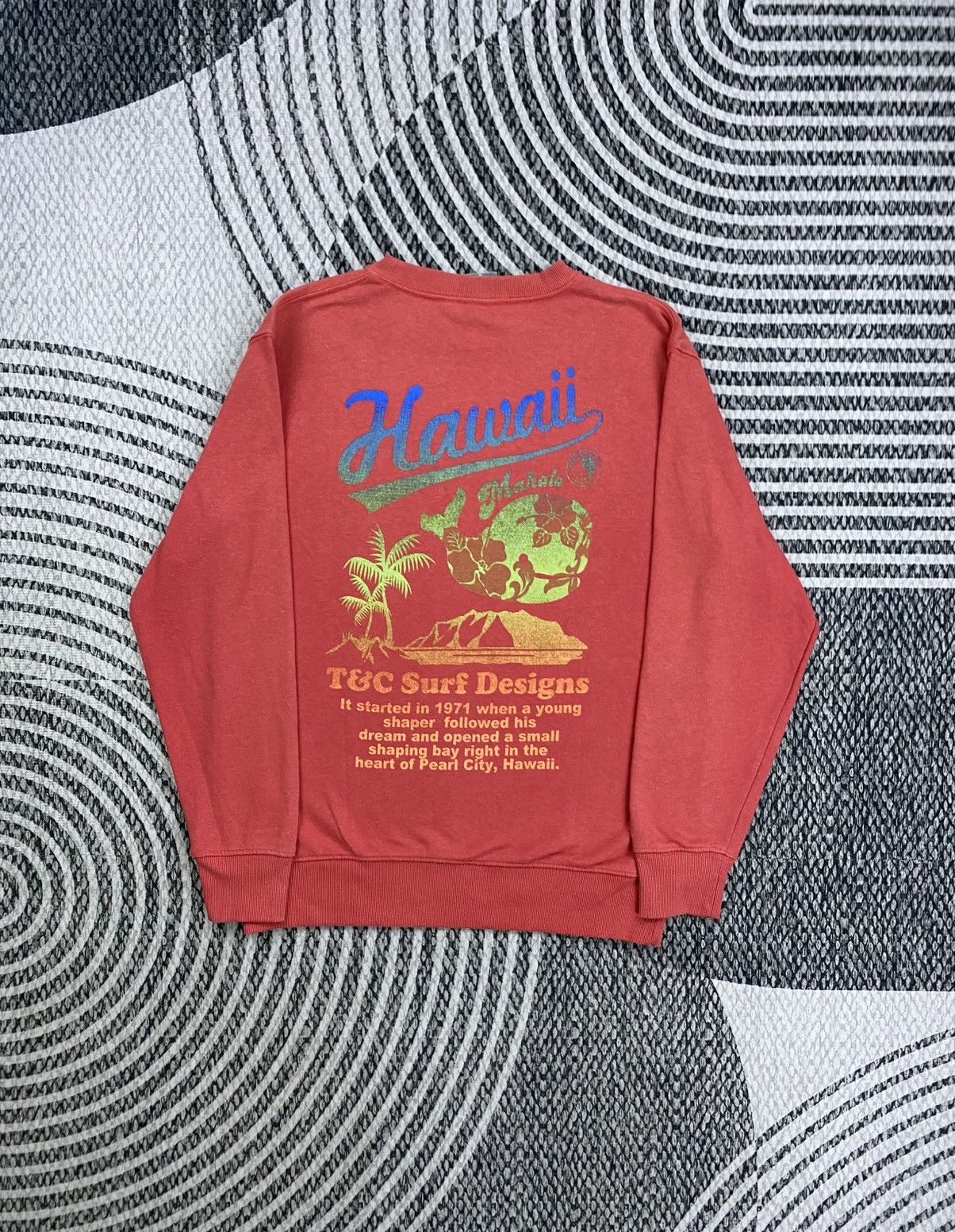 Japanese Brand Vintage T&C Surf Design Pink Hawaii Logo Sweatshirt Size US M / EU 48-50 / 2 - 1 Thumbnail