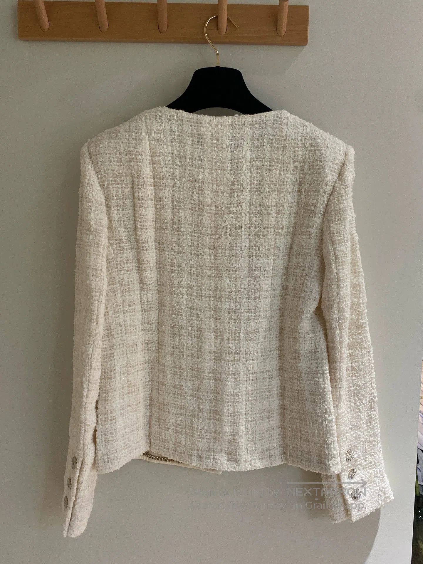 Chanel Chanel 2023 White Diamond Button Coat. Size US M / EU 48-50 / 2 - 1 Thumbnail