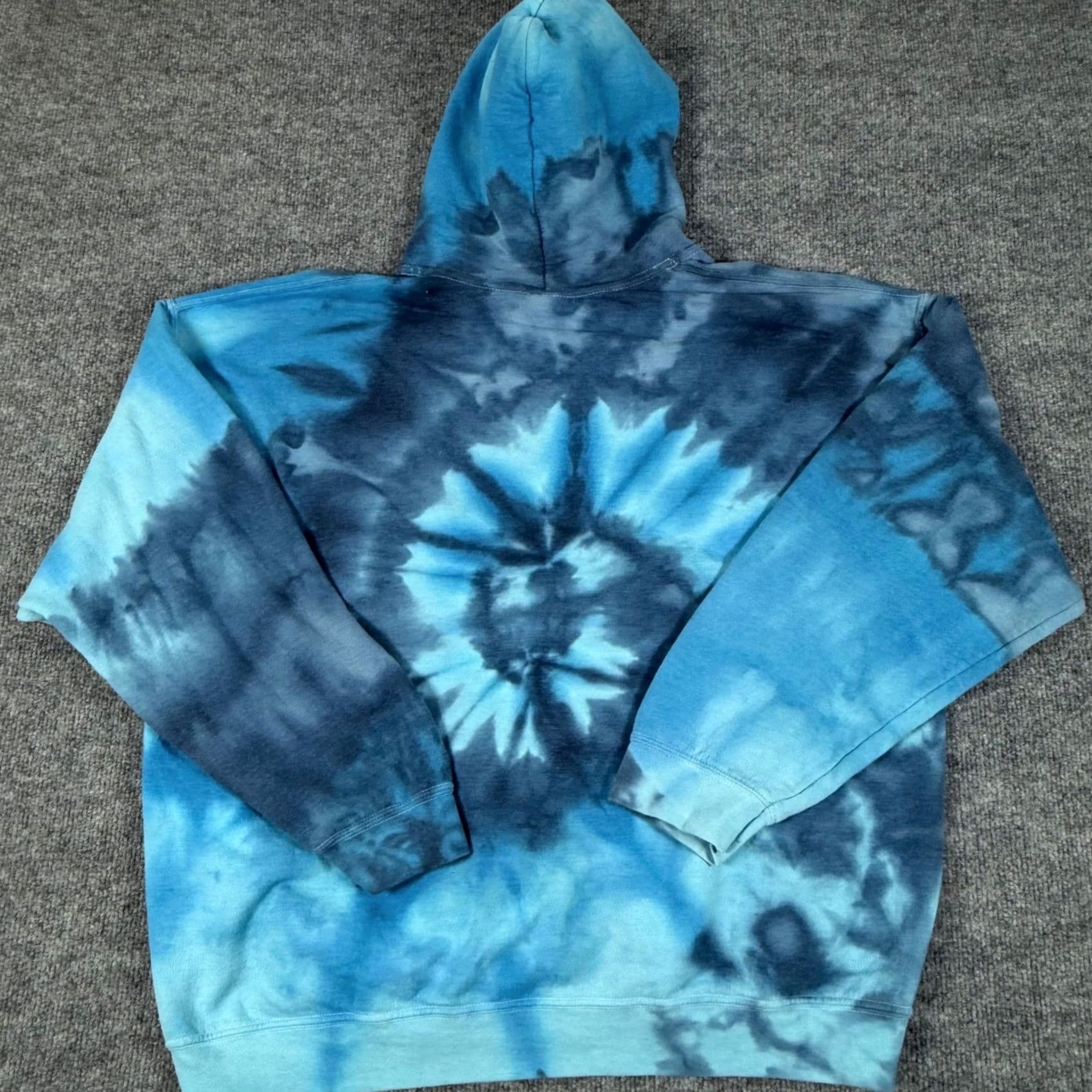 Gildan Y2K 90s Graphic Detroit XL Tie Dye Heavy Blend Hoodie Sweatshirt Festival Hippie Size US XL / EU 56 / 4 - 3 Thumbnail