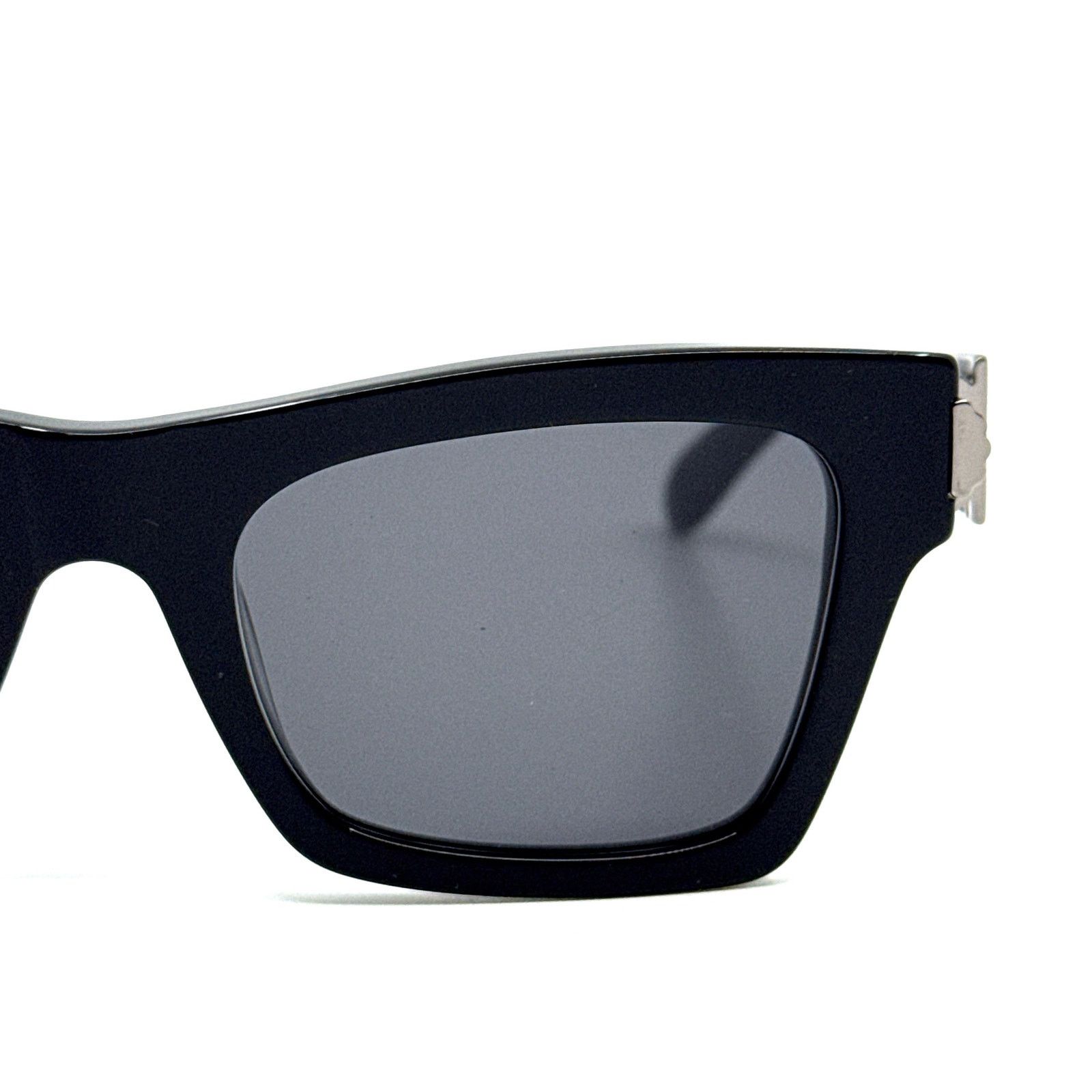 Salvatore Ferragamo New, SALVATORE FERRAGAMO Sunglasses SF2013S 001 Authentic Size ONE SIZE - 5 Thumbnail