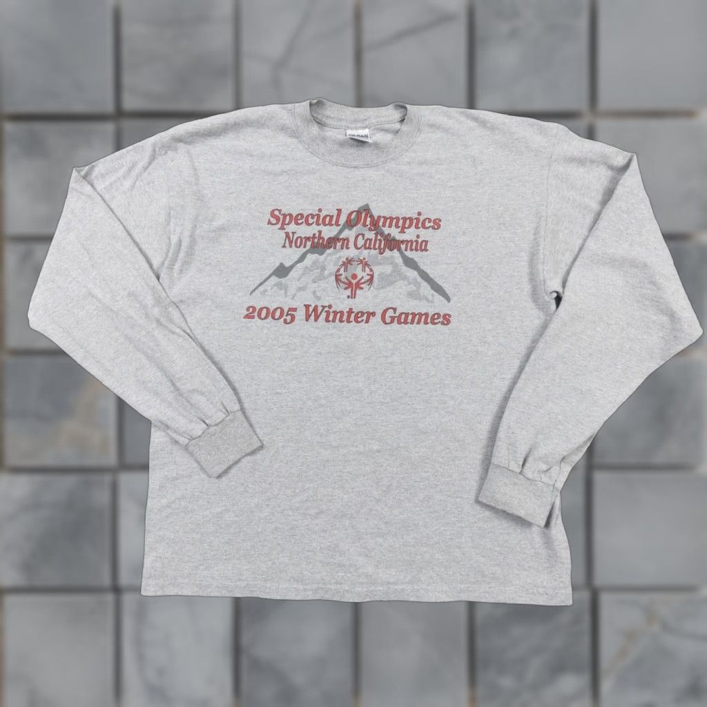 Vintage VINTAGE Special Olympics Shirt Adult XL Gray Long Sleeve 2005 Northern California Winter Games Mens Size US XL / EU 56 / 4 - 1 Thumbnail