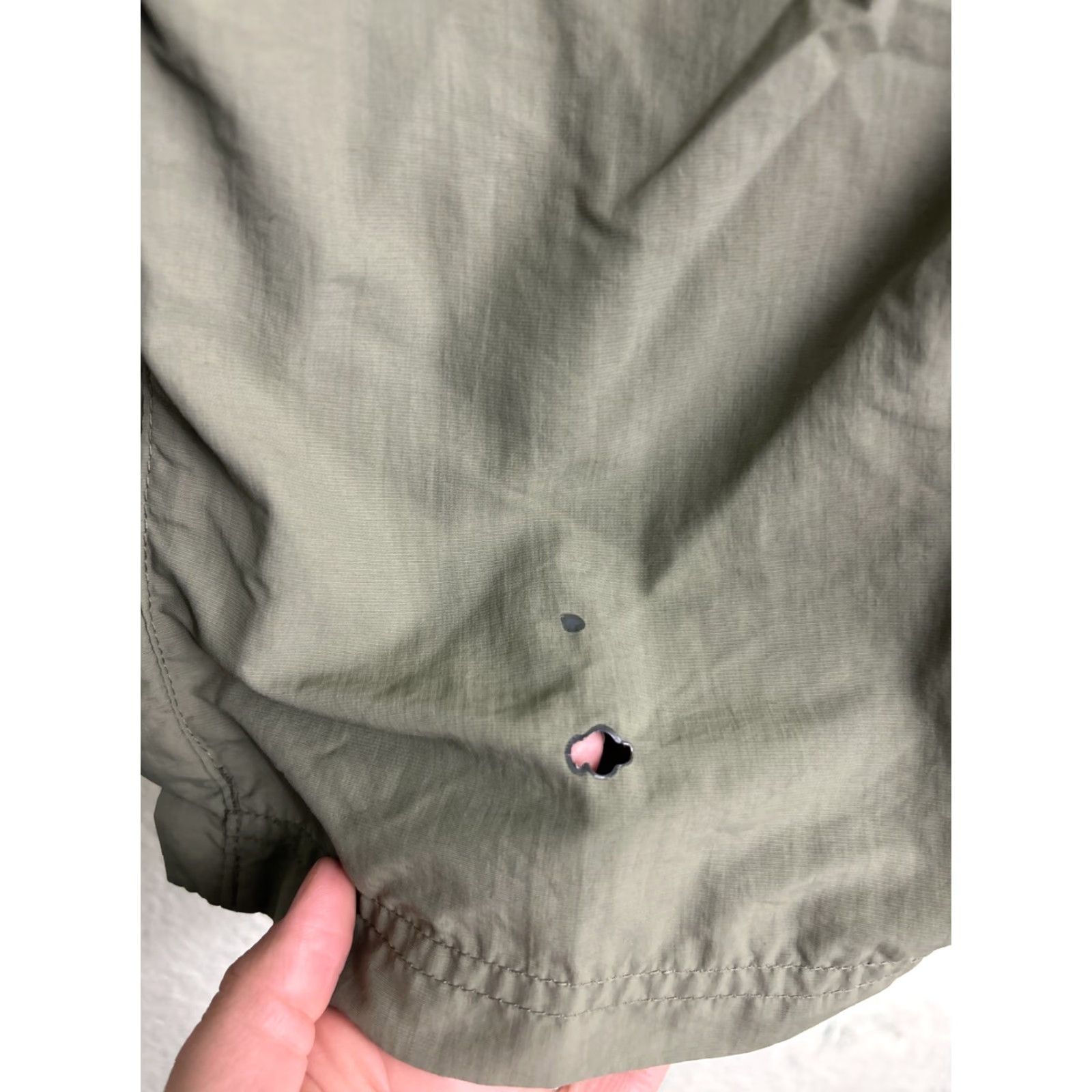 Vintage REI Mens XL Convertible Cargo Pants Olive UPF 50+ 40x32 Hole Green Cargo Pants Mens XL Size US 36 / EU 52 - 3 Thumbnail