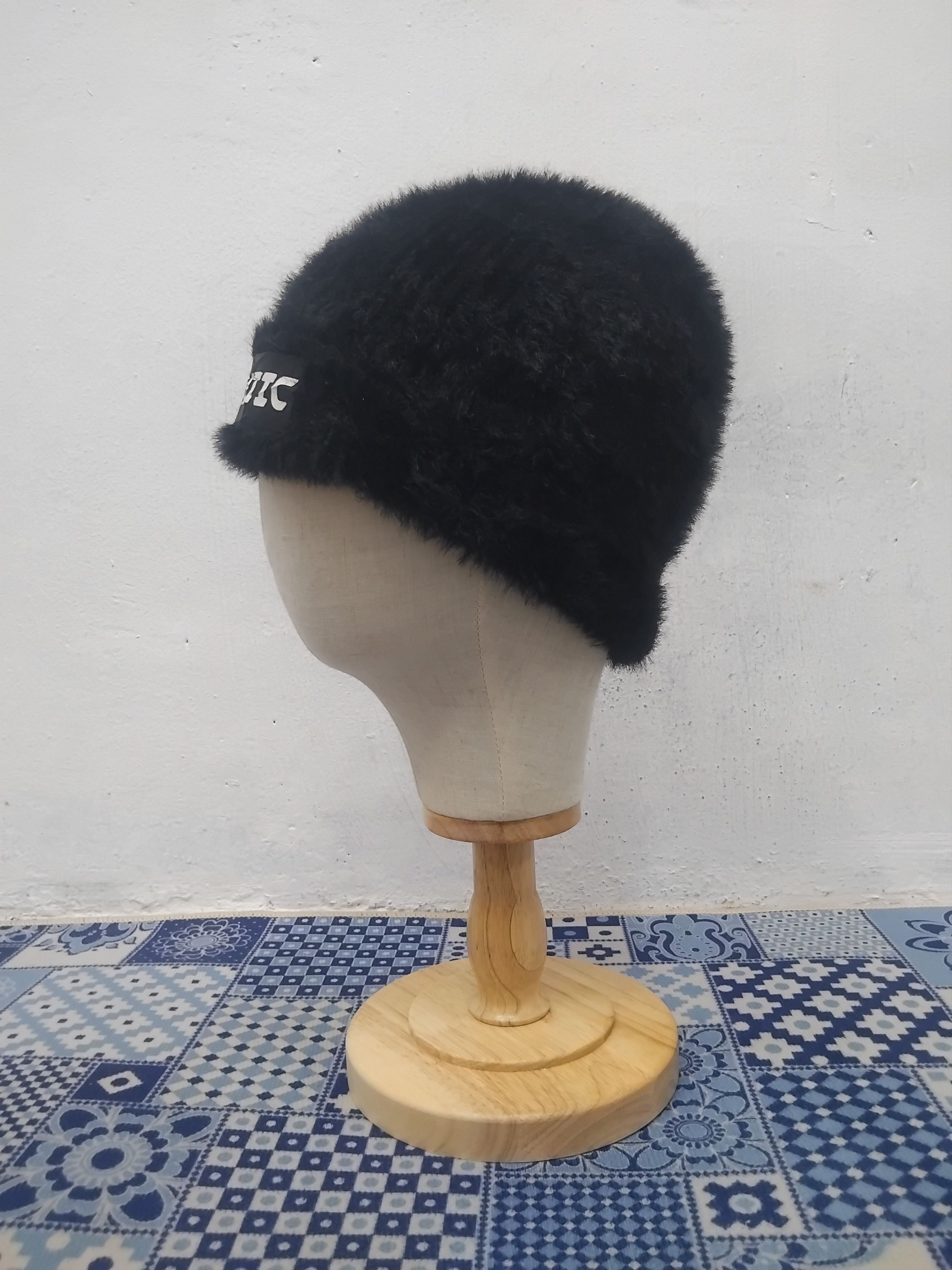 Japanese Brand 💥Romantic black colour fur beanie hat Size ONE SIZE - 5 Thumbnail