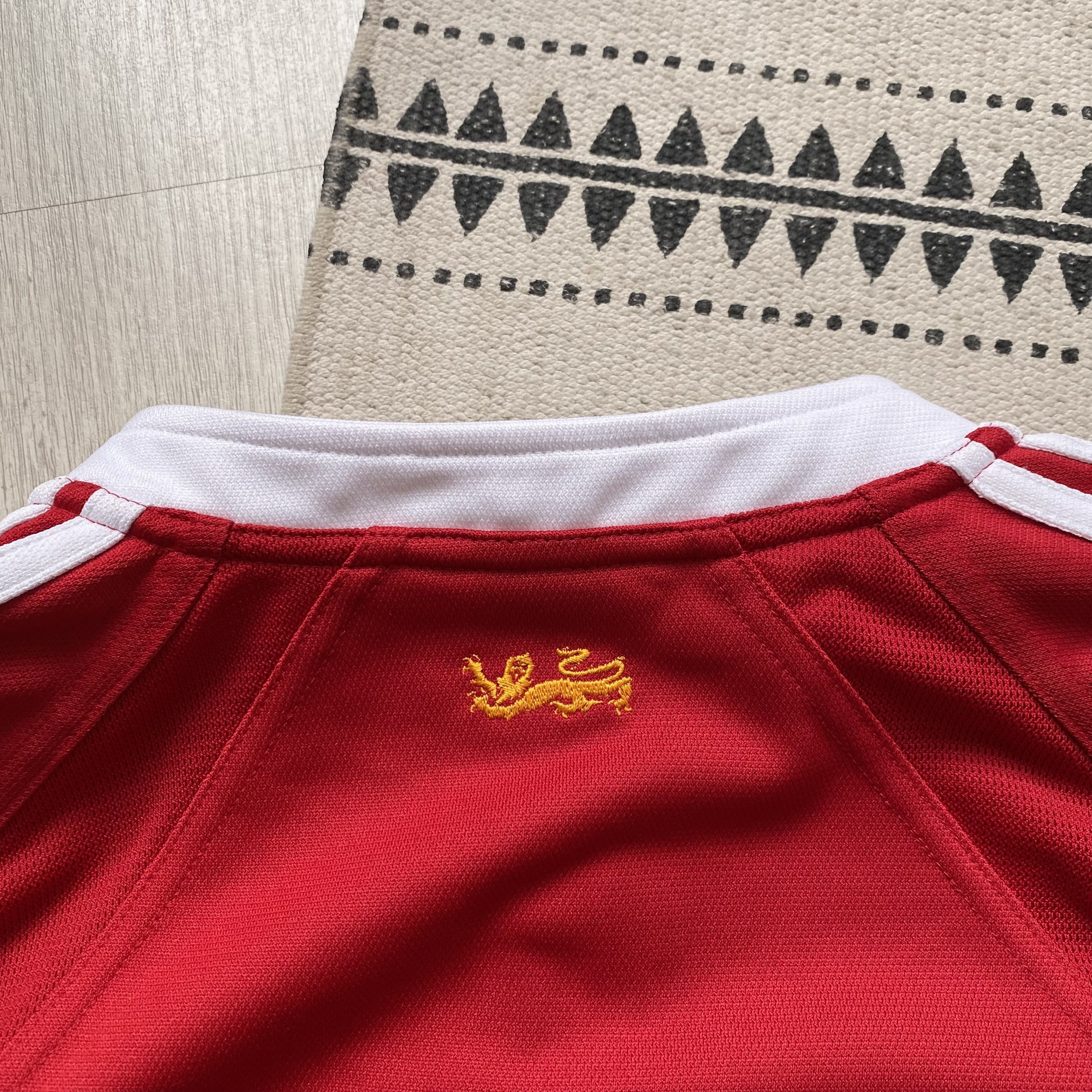 Adidas 🏈 Vintage Adidas Irish England Rugby jersey Heavy boxy tee Size US L / EU 52-54 / 3 - 9 Thumbnail