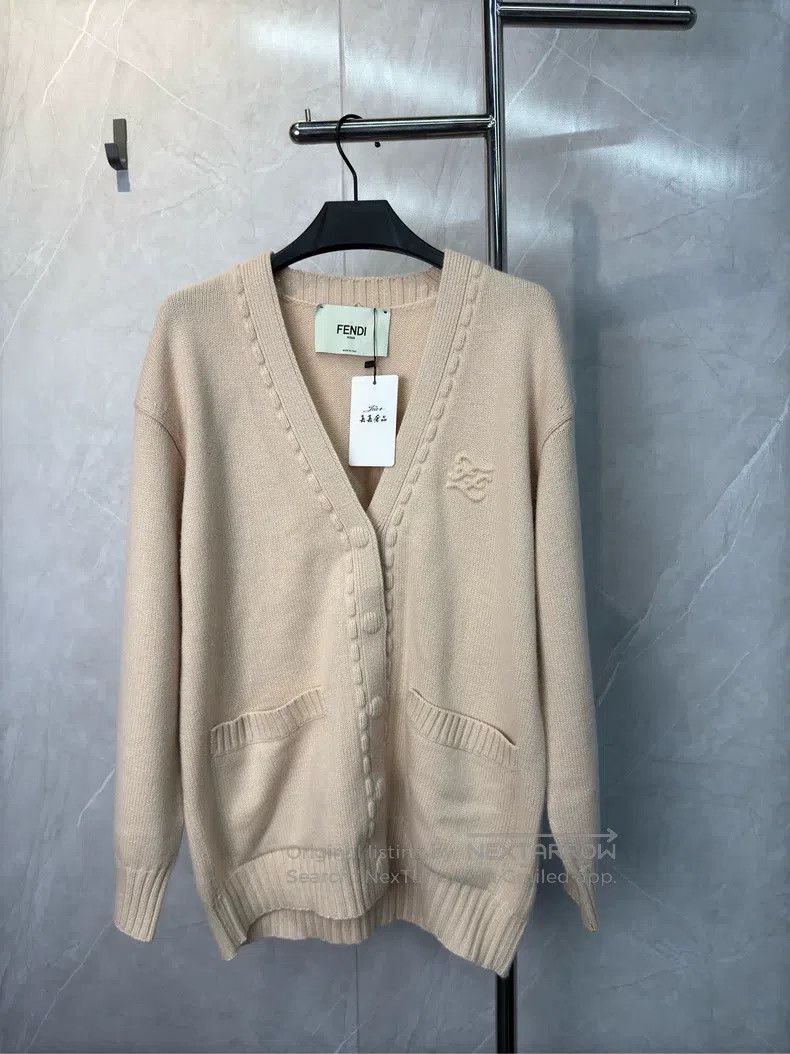 Fendi Fendi Pink Cashmere Knit Cardigan Size XXS / US 00 / IT 34 - 1 Thumbnail