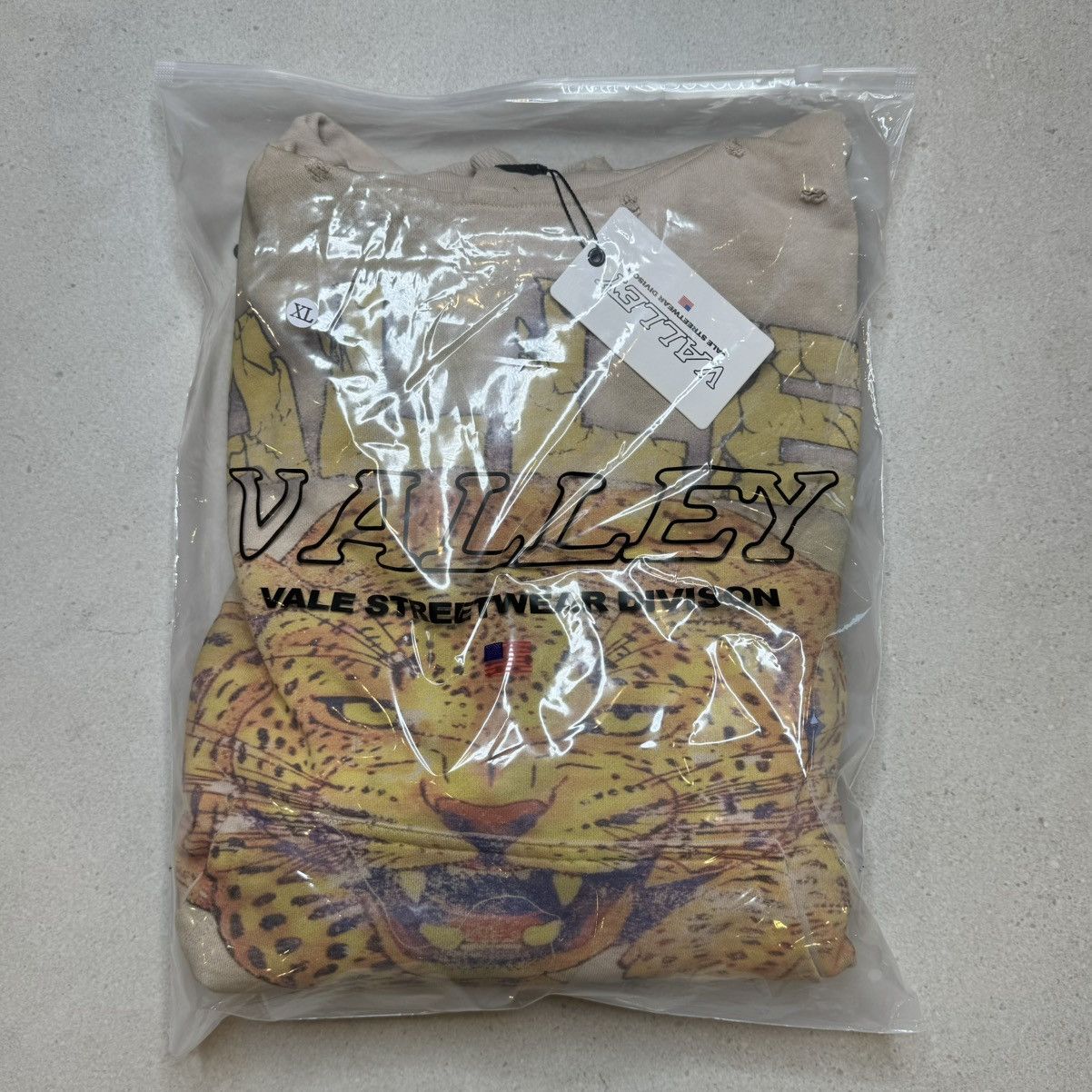 Vale Vale Forever Cheetah Pullover Hoodie SIZE MEDIUM Size US M / EU 48-50 / 2 - 3 Thumbnail